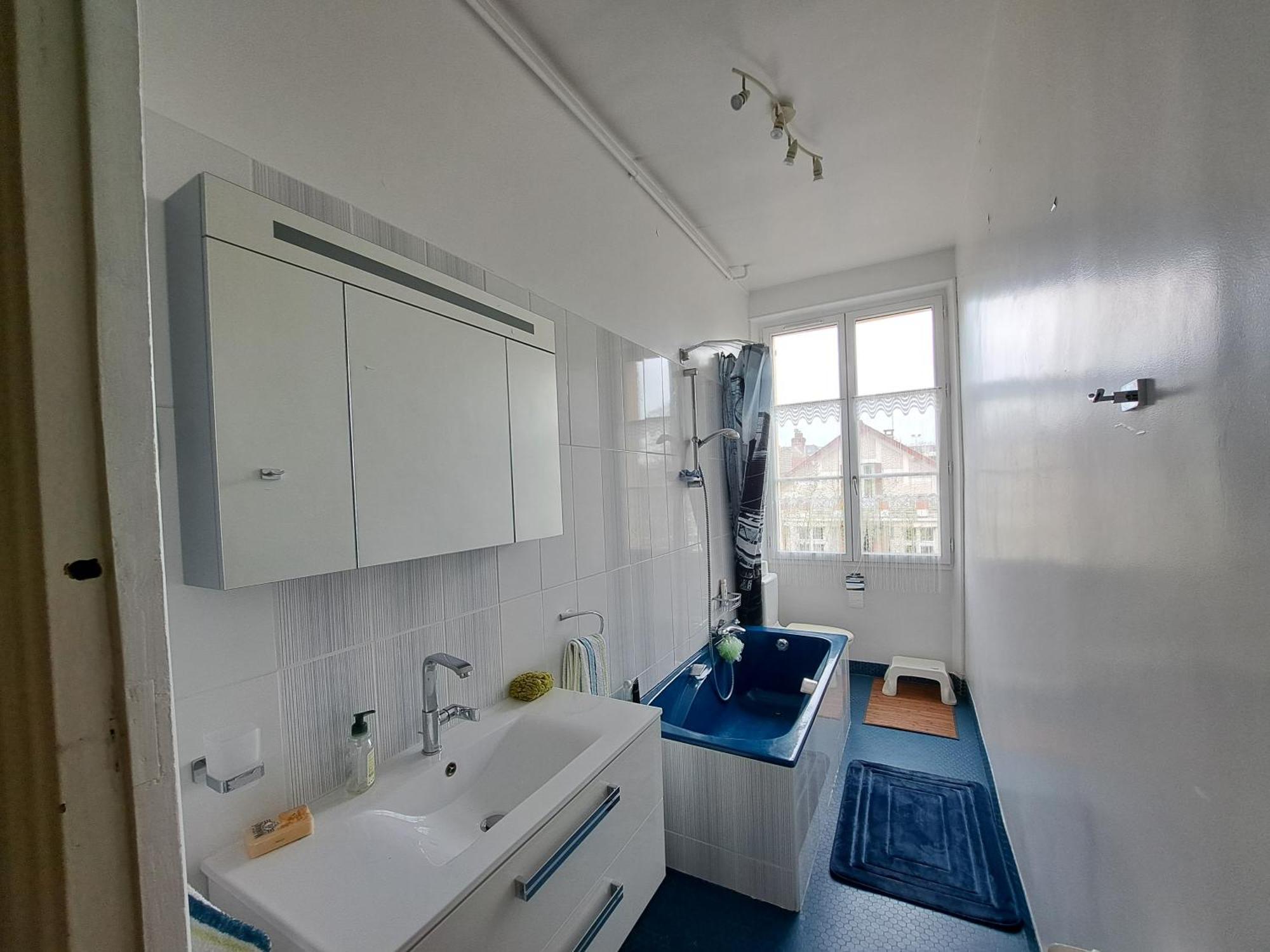 Les Chambres De Lucie-B&B - Petit Dej Inclus - Parking Prive - Proche Gare Versailles Szoba fotó